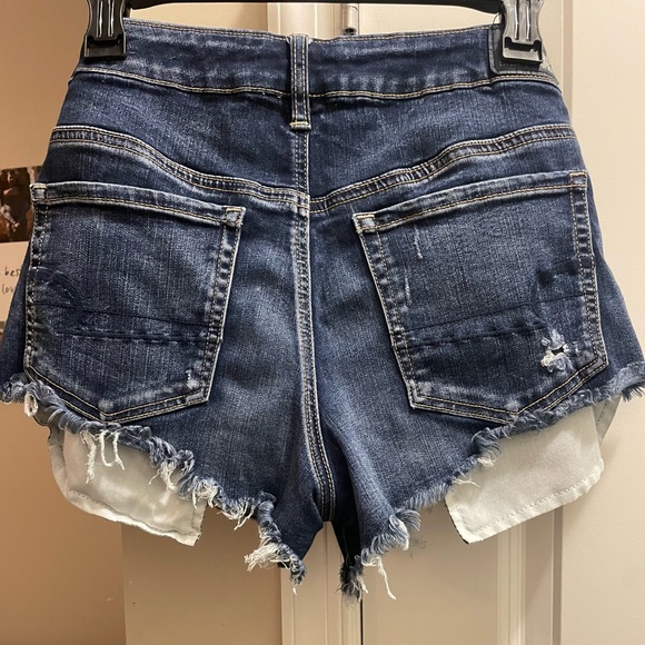 American Eagle size 6 Jean shorts - Picture 2 of 3